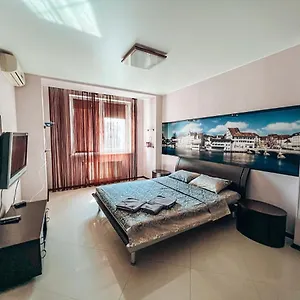 https://cozy-apartments-on-the-left-bank.hotels-of-kiev.com